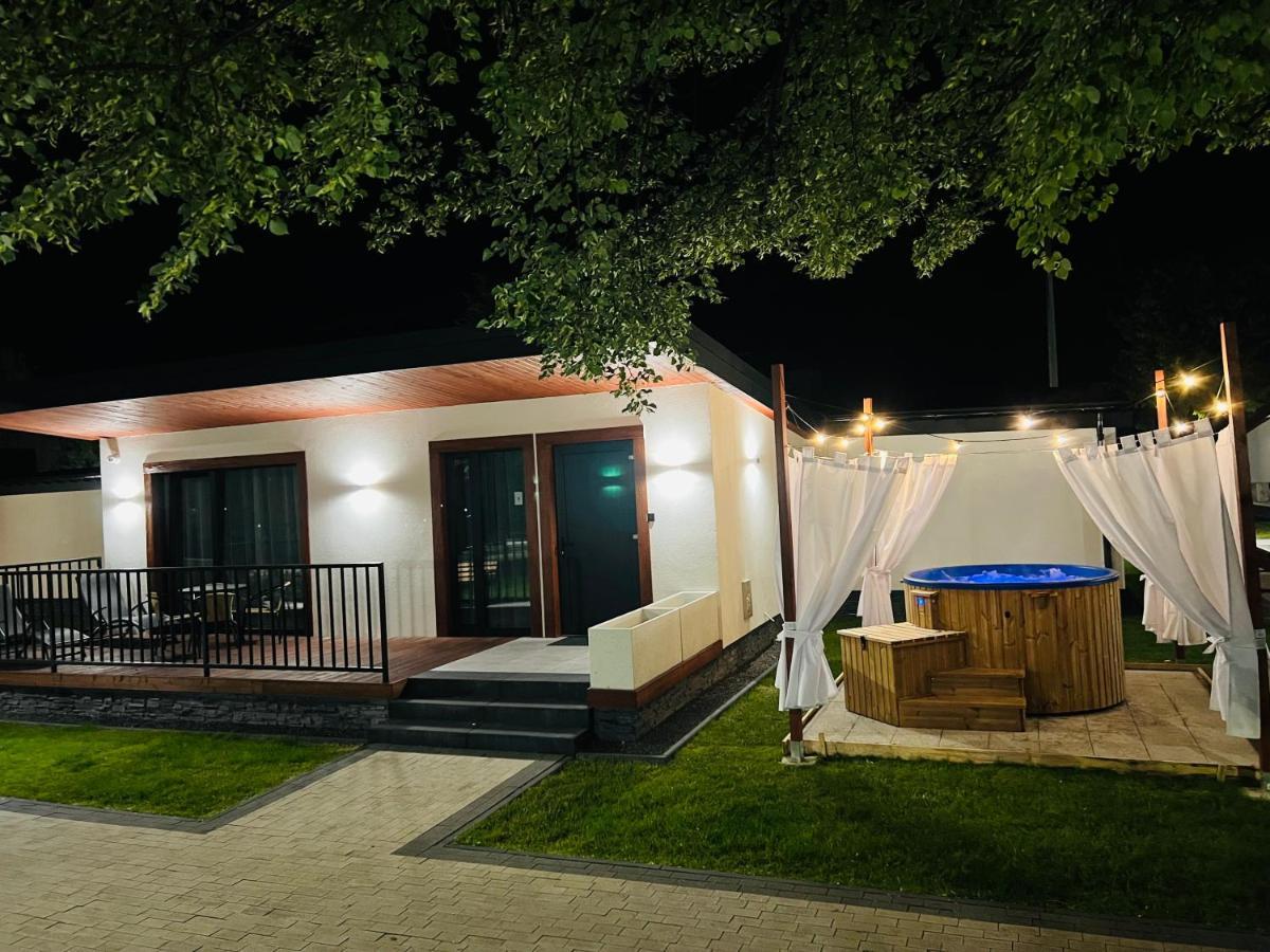 Wrzos Resort & Wellness **** Domki Caloroczne Wegierska Gorka Bagian luar foto