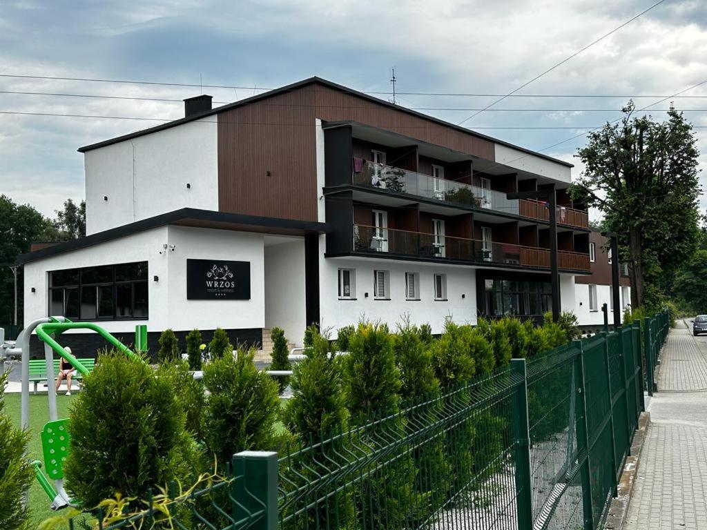 Wrzos Resort & Wellness **** Domki Caloroczne Wegierska Gorka Bagian luar foto