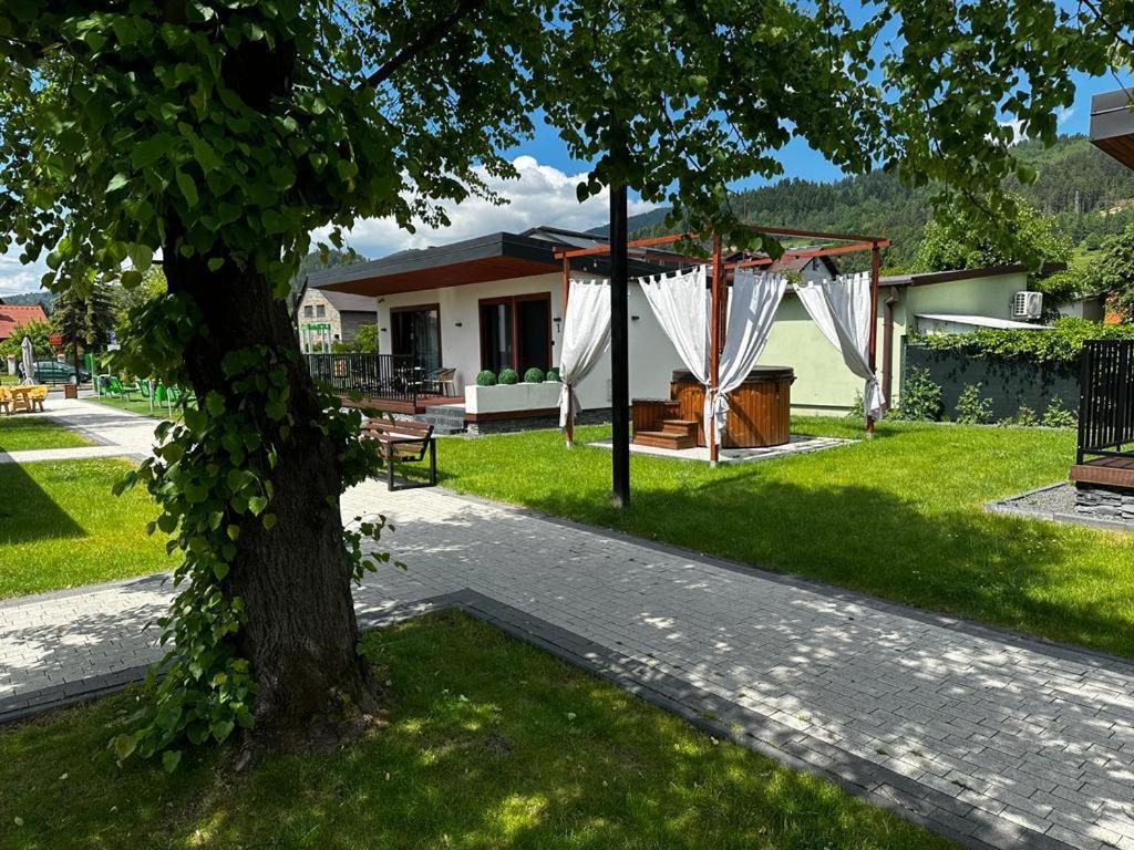 Wrzos Resort & Wellness **** Domki Caloroczne Wegierska Gorka Bagian luar foto